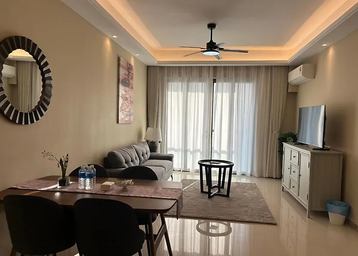 R&F Princess Cove Cozy&Boutique Homestay By Wan Li Property Management