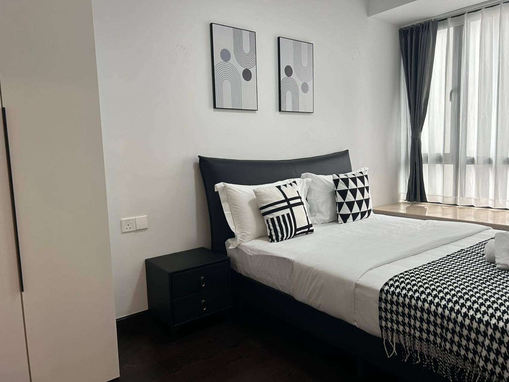 R&f Princess Cove Cozy&boutique By Wan Li Management Apartment