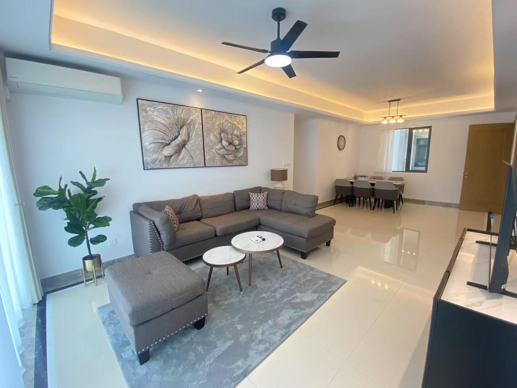 R&f Princess Cove Cozy&boutique By Wan Li Management * Johor Bahru